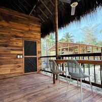 Habitación, vistas al patio | Colchones viscoelásticos, wifi gratis, ropa de cama