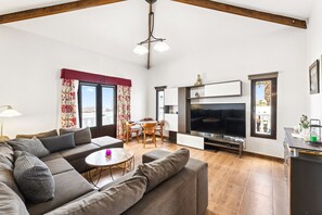 TV - Villa doña Isidora - VipVipVillas (Teguise)