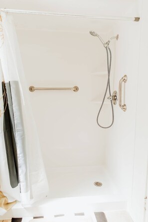 Shower, towels, soap, shampoo