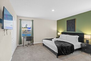 3 soverom, strykejern/-brett, wi-fi og sengetøy