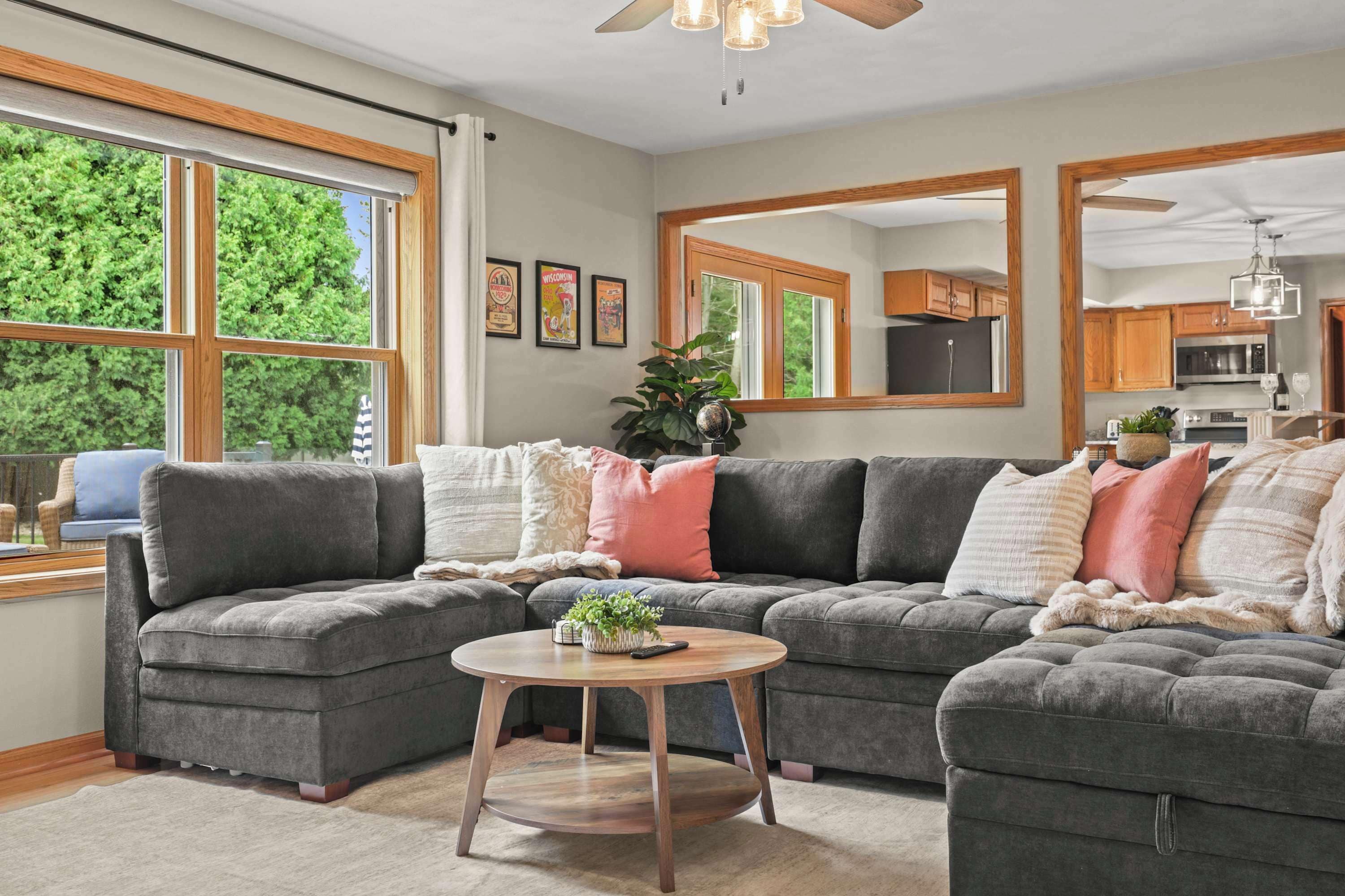 電視、壁爐、 辦公室