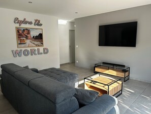 TV - L'Ostal Des Amis (Servian)