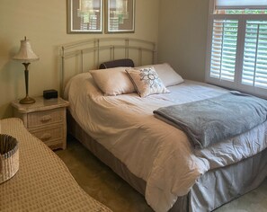 5 bedrooms, iron/ironing board, WiFi