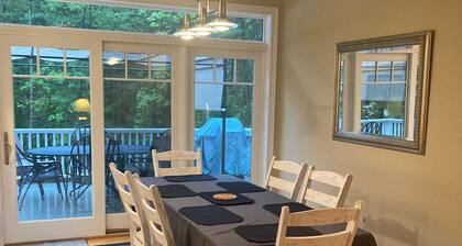 Spacious 5 bedroom house, private association, Pentwater, MI, Friday-Friday only