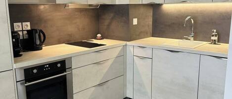 Fridge, microwave, oven, dishwasher