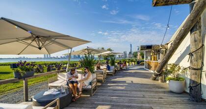 Private Island Glamping + Lady Liberty View