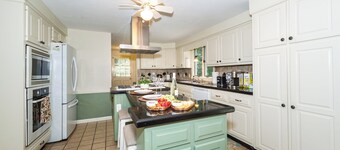 Cape Cod Stay w/ Deck, Grill & Nearby Beach
