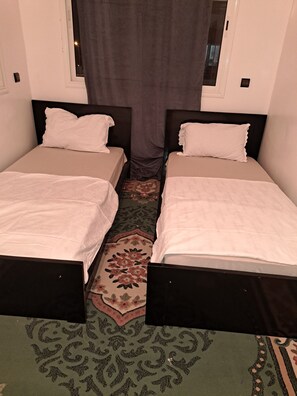 2 عدّة غرف نوم