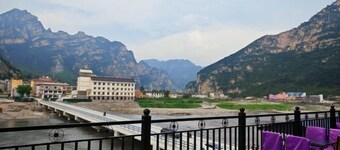 Tiegemen Express Hotel