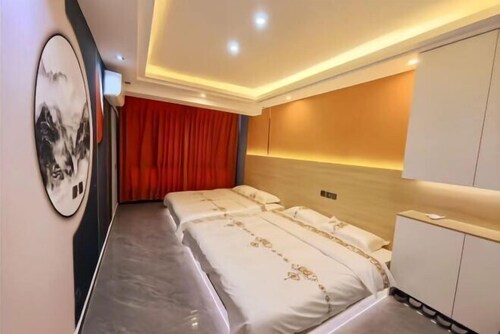 Tiegemen Express Hotel