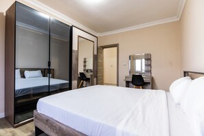 Family Apartment, 3 Bedrooms, City View | 3 bedrooms, iron/ironing board, free WiFi, bed sheets