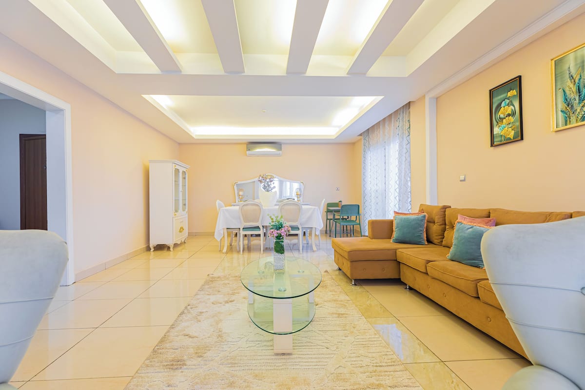 Family Apartment, 3 Bedrooms, City View | Living area