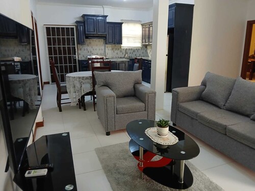 Quiet and spacious 2-bedroom apartment with AC, WiFi in exciting Turkeyen