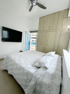 3 soverom, strykejern/-brett, wi-fi og sengetøy