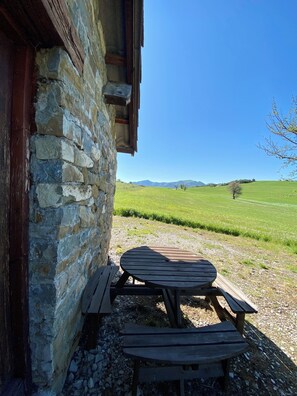 Outdoor dining - Tiny House - Jas de Sorbiers 2/4 pers (Sorbiers)
