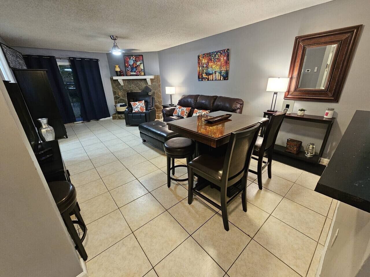 Family & Pet Friendly Condo - Jacksonville