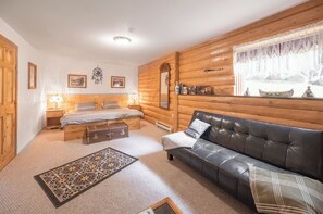 4 bedrooms, iron/ironing board, WiFi, bed sheets - Beautiful Ranch stay for up to 10 people (Lone Butte)