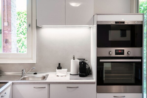 Fridge, microwave, oven, dishwasher