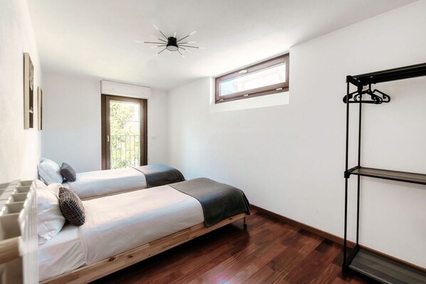 4 habitaciones y caja de seguridad en la habitación 