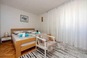 1 bedroom, WiFi