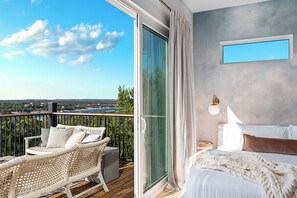 6 bedrooms, iron/ironing board, travel crib, WiFi