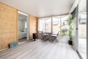 4 chambres, bureau, fer et planche Ă repasser, accĂšs au Wi-Fi (inclus)