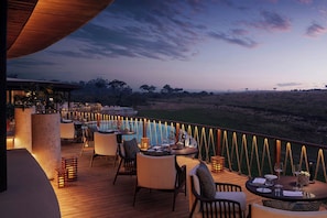 Breakfast, lunch and dinner served - The Ritz-Carlton, Masai Mara Safari Camp (Maasai Mara)