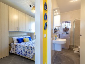 2 bedrooms, internet