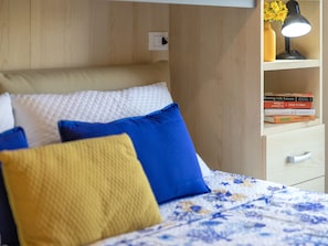 2 bedrooms, internet