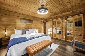 5 bedrooms, iron/ironing board, free WiFi, bed sheets