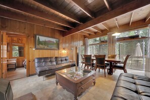 Bed sheets - Kit Carson Lodge (Kit Carson)