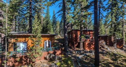 Kit Carson Lodge