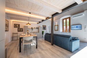 Interior - NEW 2024 - ANCIENT GRAVEDONA - where Lake Como classic style meets modern design (Gravedona)