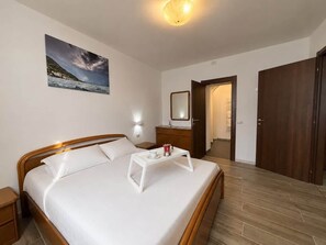 1 Schlafzimmer, Bügeleisen/Bügelbrett, Reisekinderbett, WLAN