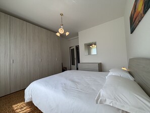 2 bedrooms, WiFi, bed sheets - Apartment with garden Domaso - Larihome A62 (Domaso)