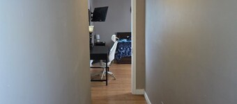 Nice big apt near Whole Foods, Brown University