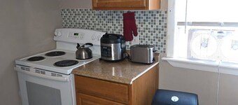 Nice big apt near Whole Foods, Brown University