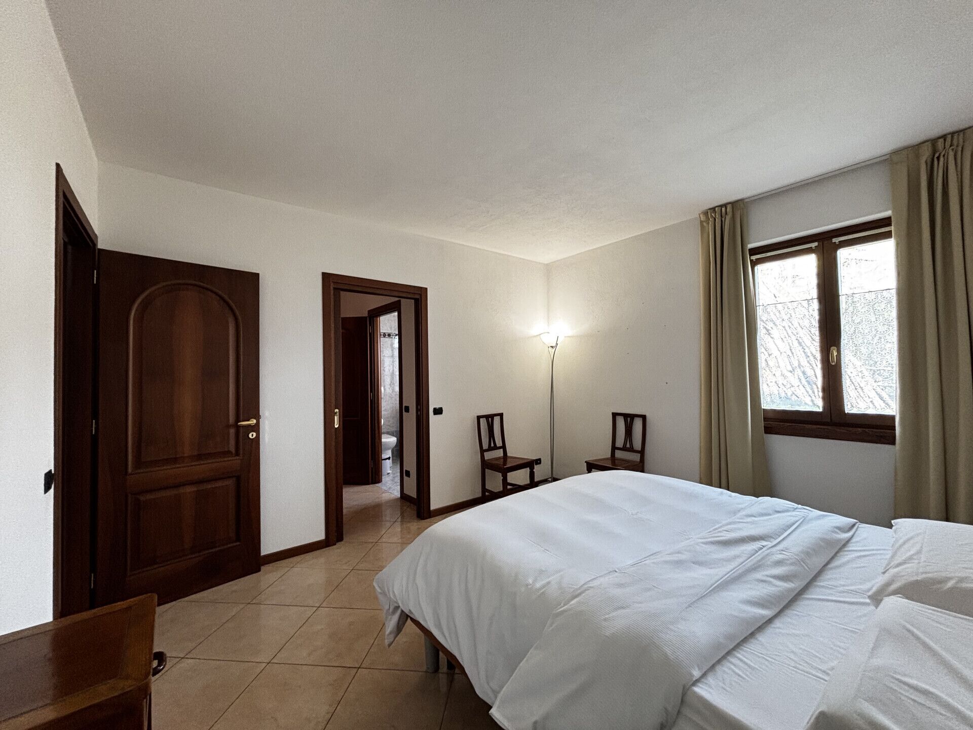 2 soveværelser, skrivebord, Wi-Fi, sengetøj