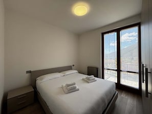 1 bedroom, WiFi, bed sheets - Dennis House Gravedona - Larihome A86 (Gravedona ed Uniti)