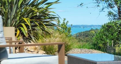 Awaawa Yurts - Rangi - Our Island