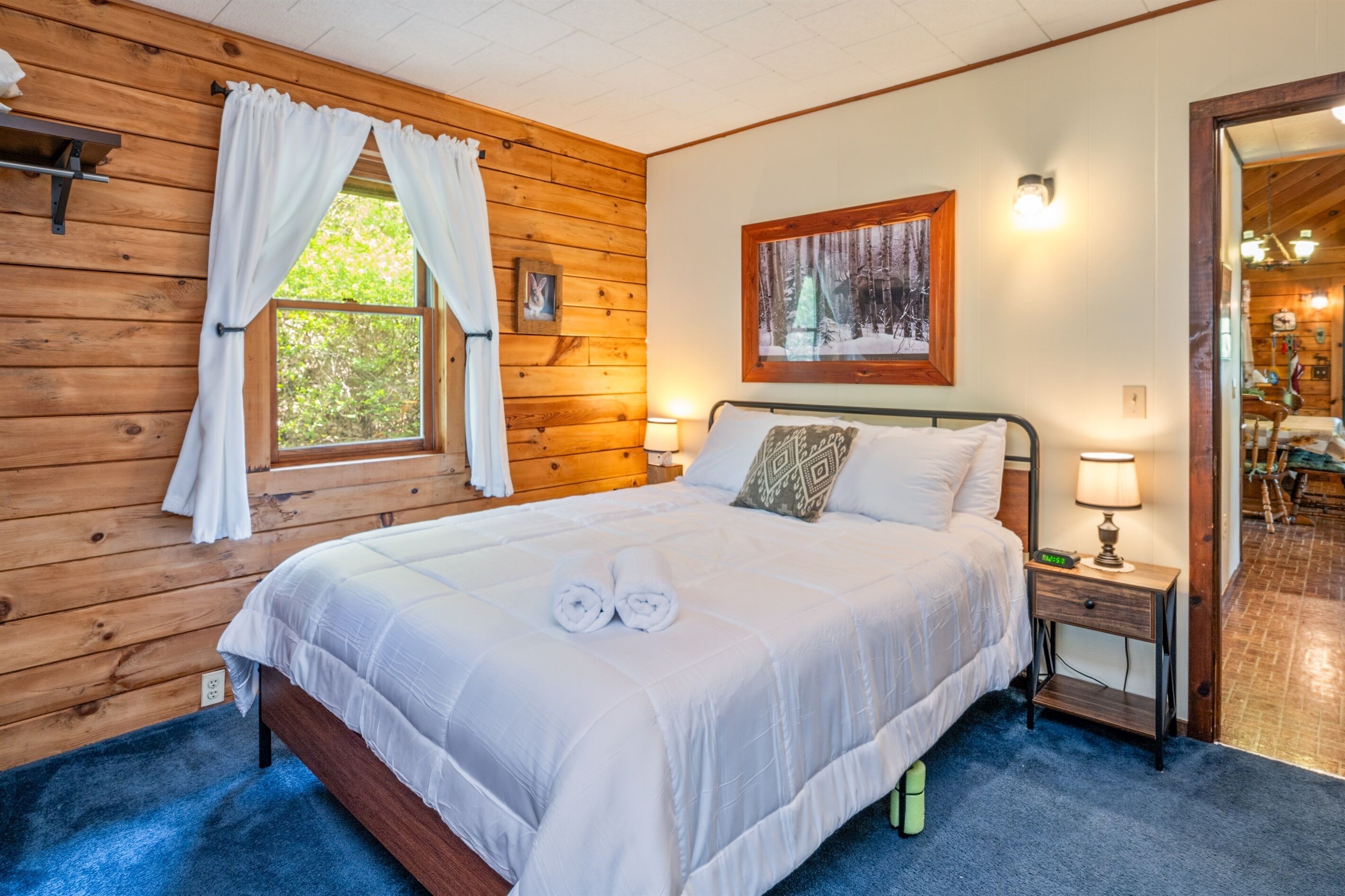 3 bedrooms, iron/ironing board, free WiFi, bed sheets