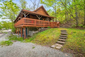 Exterior - Keuka Lakefront | Dock w/ Boat Access | Kayak (Hammondsport)