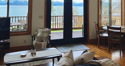 The Montana Lakeview Chalet: Flathead Lake