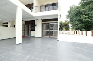 Fachada de la propiedad