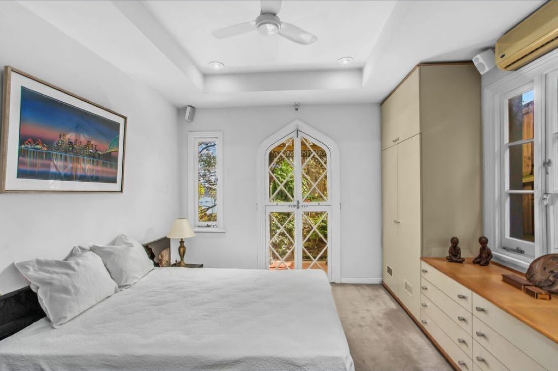 2 bedrooms