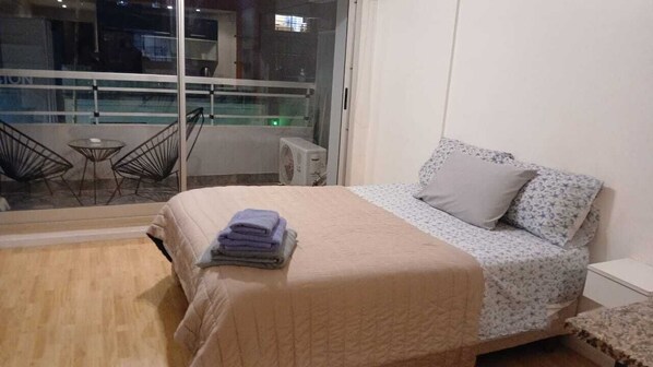 1 bedroom, WiFi, bed sheets