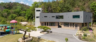 Gyeongju Ain Kids Pool Villa