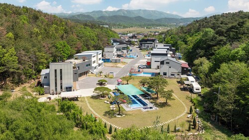 Gyeongju Ain Kids Pool Villa
