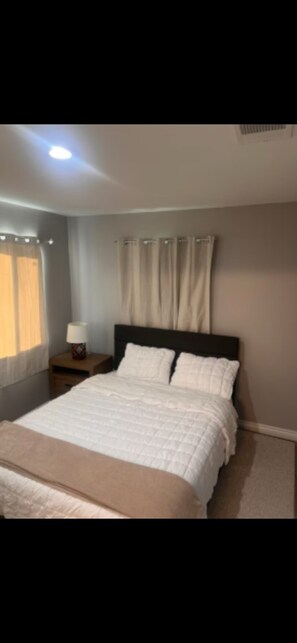 1 Schlafzimmer, Bügeleisen/Bügelbrett, kostenloses WLAN, Bettwäsche