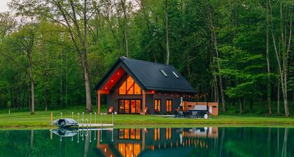 Stillwater Retreat | Private Pond w/ Kayaking